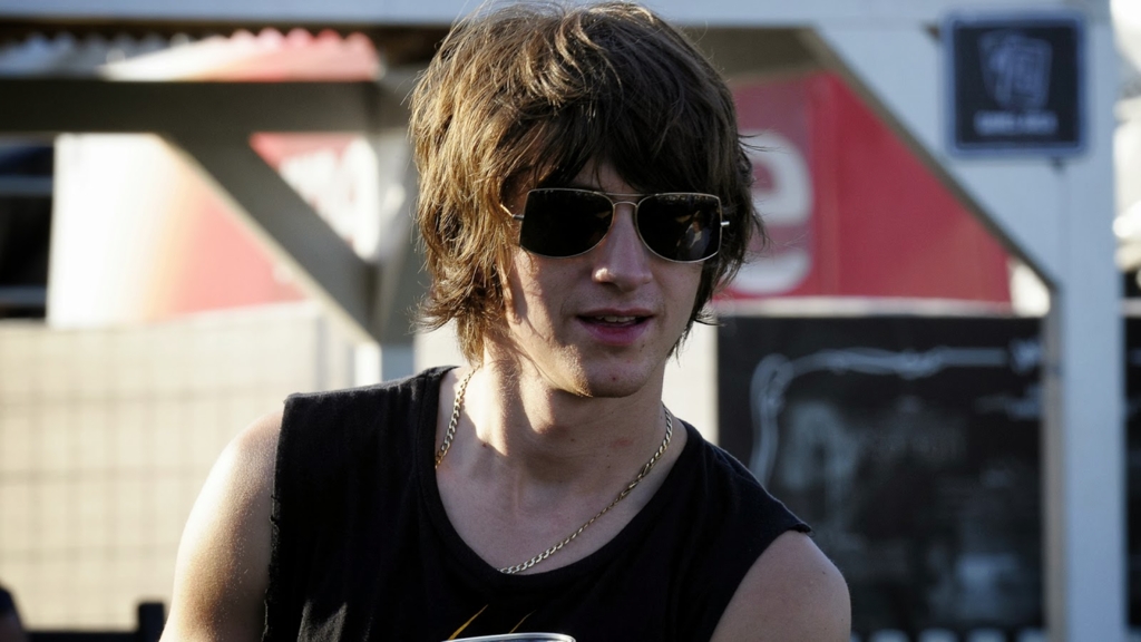 Musician, Arctic Monkeys, Alex Turner HD Wallpaper musician, arctic monkeys, alex turner hd wallpaper